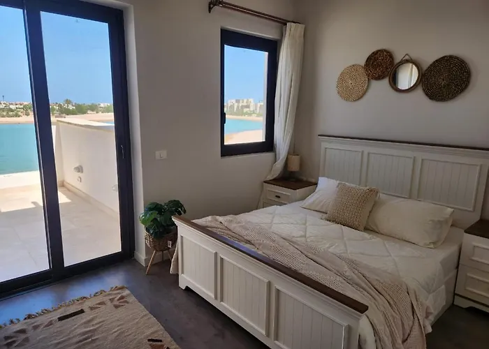 Luxury 4 Bedroom - Cyan Elgouna Villa