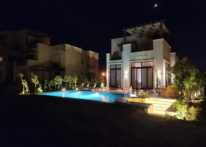 Luxury 4 Bedroom - Cyan Elgouna Villa