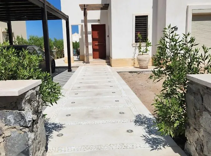 Luxury 4 Bedroom - Cyan Elgouna *