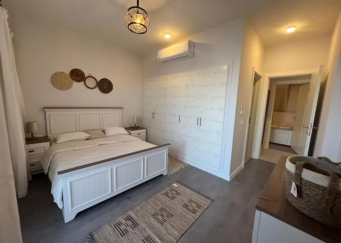 Luxury 4 Bedroom - Cyan Elgouna Villa *